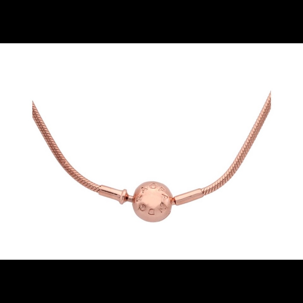 Rose Gold Pandora necklace 21 inches. Perfect condition.